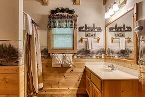 Er245 â Almost Heaven Great Location â Close To Town! 3 Bedroom Cabin 