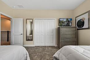 Storey Lake-5 Bedroom Pool Home - 1686ST 5 Home by RedAwning