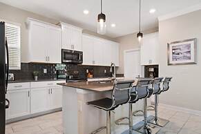 Storey Lake-5 Bedroom Pool Home - 1686ST 5 Home by RedAwning