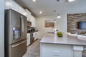 Modern Decor, Waterview W/splashpool, Bbq-1636str 4 Bedroom Townhouse 