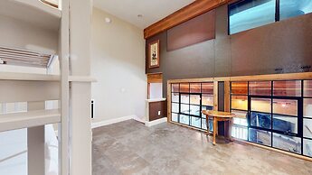 Summit #92 3 Bedroom Condo by RedAwning