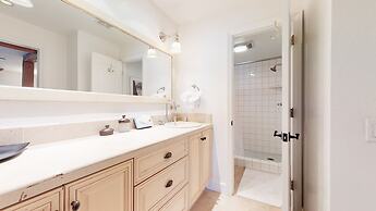 Summit #92 3 Bedroom Condo by RedAwning