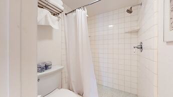 Summit #92 3 Bedroom Condo by RedAwning