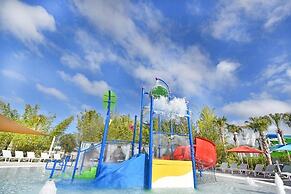 4404WI- Windsor Island 8 Bedroom House 8 Home by RedAwning