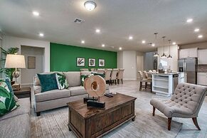 4404WI- Windsor Island 8 Bedroom House 8 Home by RedAwning