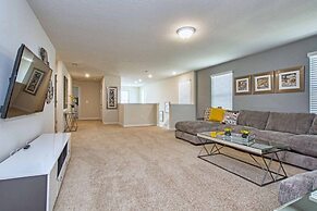 Solterra - 6 Bedrooms House w-pool-7043SR 6 Home by RedAwning