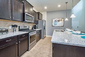 Solterra - 6 Bedrooms House w-pool-7043SR 6 Home by RedAwning