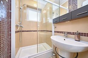 Apartment Andrea by Litto