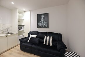 FLH Downtown GuestHouse