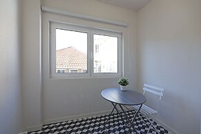 FLH Downtown GuestHouse