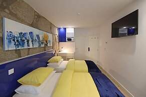 FLH Downtown GuestHouse