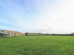 Lower Treginnis Farm