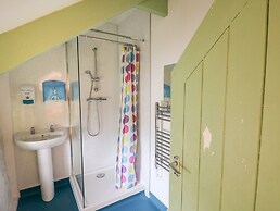 Lower Treginnis Farm