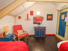 Lower Treginnis Farm