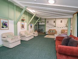 Lower Treginnis Farm