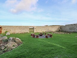 Lower Treginnis Farm