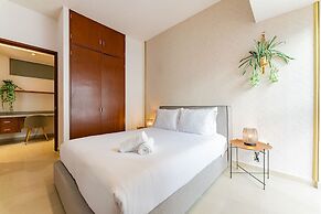 Anahuac Apartments by VH