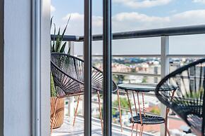 Anahuac Apartments by VH