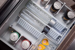 ANDAZ NANJING HEXI, BY HYATT