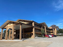 American Inn & Suites