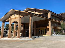 American Inn & Suites