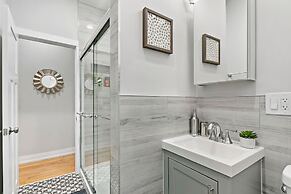 Remodeled Studio Apt in East Lakeview