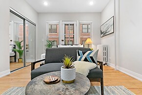 Remodeled Studio Apt in East Lakeview