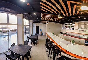 A&A ABE BAYFRONT INN