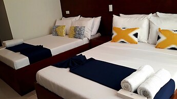 A&A ABE BAYFRONT INN