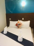 A&A ABE BAYFRONT INN