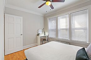 1BR Calm & Cozy Apt in Lincoln Square