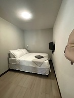 Nina´s - Juan Santamaria