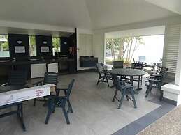 Longbeach Resort - Coastal Letting