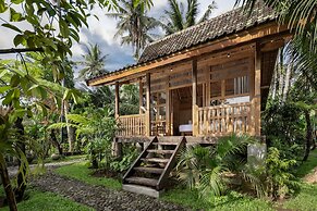 RUMAH KAYU RESORT
