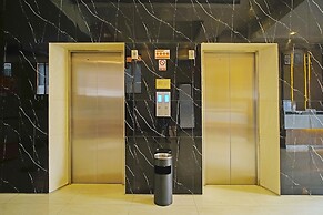 Collection O 91373 M Hotel