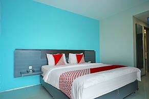 Collection O 91373 M Hotel