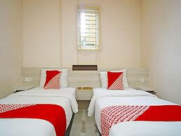 Collection O 91373 M Hotel