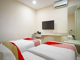 Collection O 91373 M Hotel