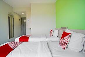 Collection O 91373 M Hotel