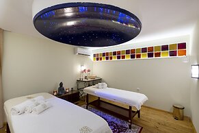 SPA Alchemist Residence