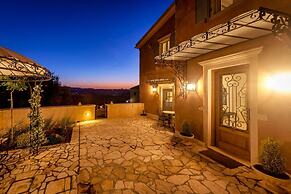 Casa Conti 1840 in Gastouri