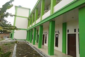 OYO 90930 Wisma Hana Hani