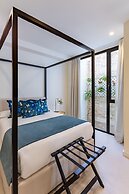 La Casa de las Flores