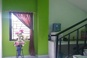 OYO 90706 Kost Alam Jaya Syariah