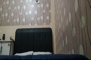 OYO 90706 Kost Alam Jaya Syariah