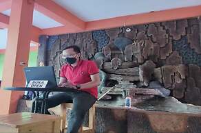 OYO 90706 Kost Alam Jaya Syariah