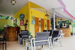 Las Residencias Bed and Breakfast