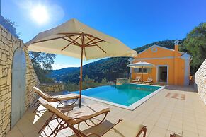 Villa Kalamia in Kalami