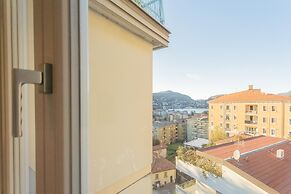 Via Crispi in Como With 1 Bedrooms and 1 Bathrooms