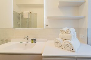 Via Crispi in Como With 1 Bedrooms and 1 Bathrooms